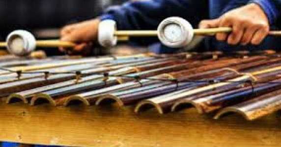 10 Tembang Sunda Terfavorit dan Maknanya